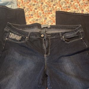 One Zone Woman Pants size 22W